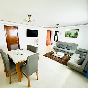 Apartamento En Crespo Cerca Del Aeropuerto Y La Playa Apartamento