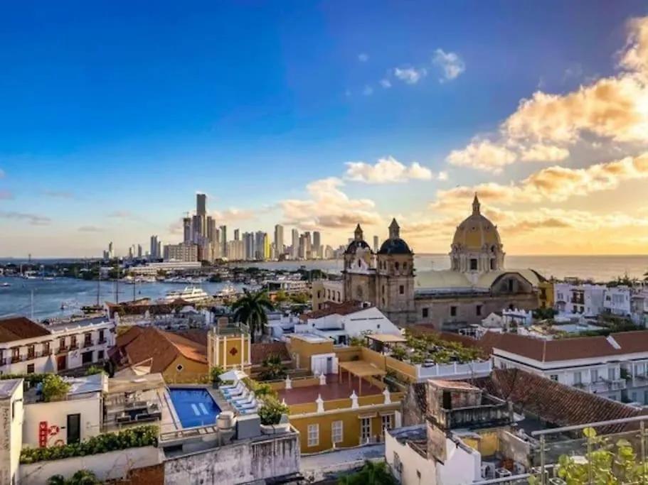 Casa De La Belleza, Unique 7 Bedroom Home Cartagena